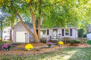 12 Farnham Rd, West Hartford, CT 06119 - Photo 1