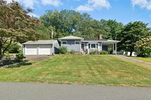 15 Alexander Dr, Brookfield, CT 06804 - Photo 1