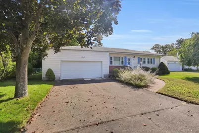 11 Penn Road, Manchester, CT 06042 - Photo 1