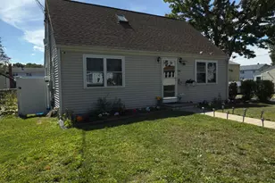 148 Governor St, New Britain, CT 06053 - Photo 1