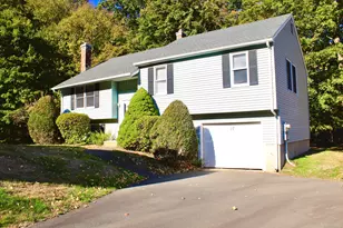 17 Valley View Ct, Hamden, CT 06518 - Photo 1