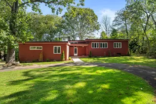 117 Sunset Hill Dr, Branford, CT 06405 - Photo 1
