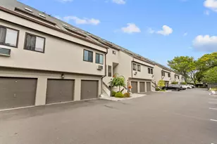 105 Harbor Dr, Stamford, CT 06902 - Photo 1