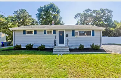 35 Roosevelt Boulevard, Enfield, CT 06082 - Photo 1