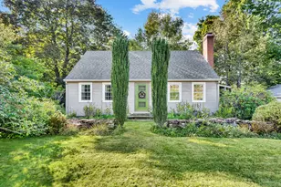 833 East St, Middletown, CT 06457 - Photo 1