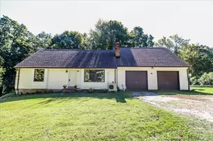 49 Quaker Ridge Rd, Sherman, CT 06784 - Photo 1