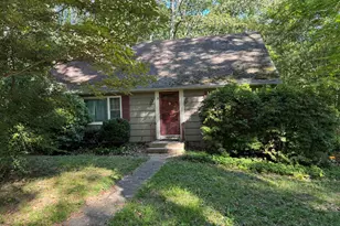 9 Morgan St, Montville, CT 06382 - Photo 1