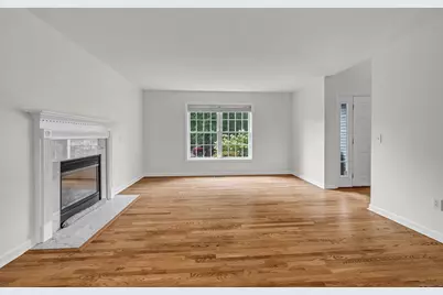 26 White Oak Drive, Danbury, CT 06810 - Photo 8