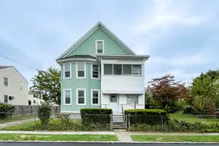 32 Franklin Ave, Stratford, CT 06614 - Photo 1