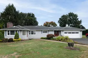 21 Sandra Ave, Plymouth, CT 06786 - Photo 1