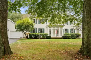 5 Wyckford Ln, Old Lyme, CT 06371 - Photo 1