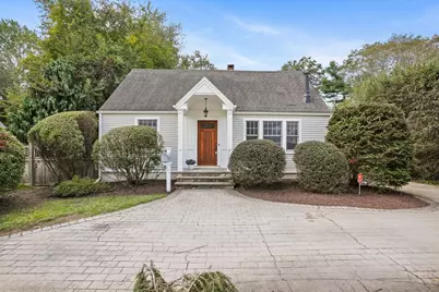 271 Jeniford Road, Fairfield, CT 06824 - Photo 1