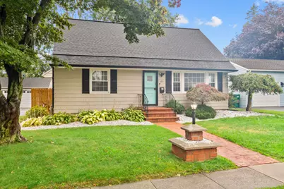 125 Meadowbrook Road, Stratford, CT 06614 - Photo 1