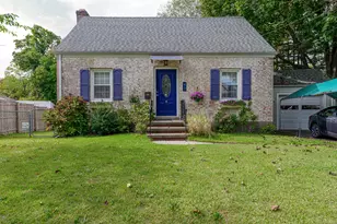 43 Michael Rd, Hamden, CT 06514 - Photo 1