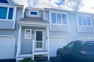 83 Sandpiper Crescent, Milford, CT 06460 - Photo 1