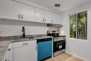 55 Trolley Crossing Ln, Middletown, CT 06457 - Photo 1