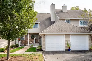 107 Fox Run Ct, Newington, CT 06111 - Photo 1