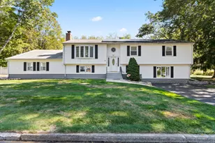 32 Branhaven Dr, East Haven, CT 06513 - Photo 1