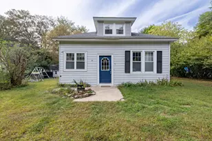 9 Riverview Ct, New Milford, CT 06776 - Photo 1