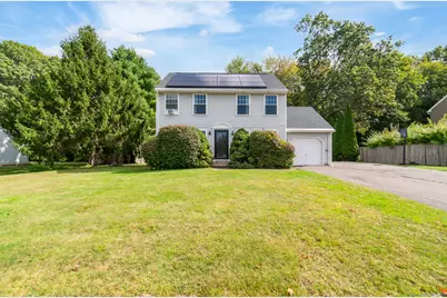 27 Bentley Drive, Manchester, CT 06042 - Photo 1