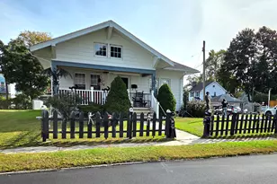 69 N Hoadley St, Naugatuck, CT 06770 - Photo 1