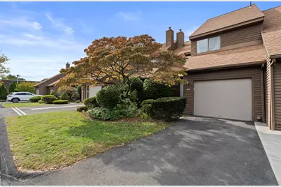 900 Mix Avenue #APT 109, Hamden, CT 06514 - Photo 1