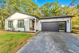 478 Wauregan Rd, Killingly, CT 06239 - Photo 1