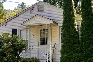 34 Lakeview Ave, Cheshire, CT 06410 - Photo 1