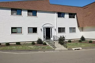 60 Hulls Hwy, Fairfield, CT 06890 - Photo 1