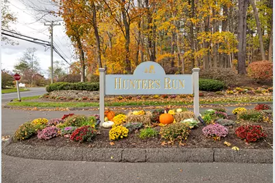 5 Thistle Hollow #5, Avon, CT 06001 - Photo 1