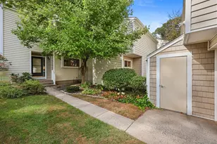 8 Currier Ct, Cheshire, CT 06410 - Photo 1