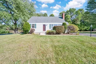 74 Saginaw St, South Windsor, CT 06074 - Photo 1