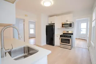 27 Bennett St, Bridgeport, CT 06605 - Photo 1