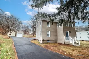 89 Old Turnpike Rd, Southington, CT 06489 - Photo 1