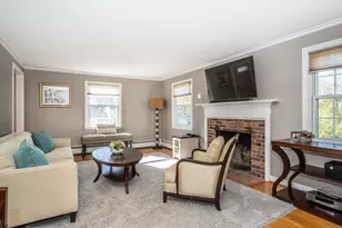 33 April Dr, Glastonbury, CT 06033 - Photo 1