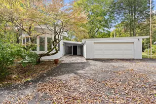 999 Monroe Turnpike, Monroe, CT 06468 - Photo 1