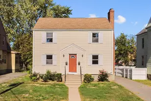 26 Victoria Rd, Hartford, CT 06114 - Photo 1