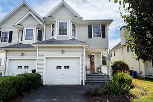 391 S Pine Creek Rd, Fairfield, CT 06824 - Photo 1