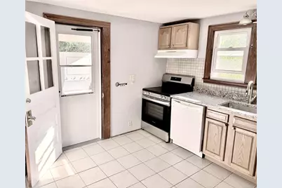 15 Nettleton Avenue, Naugatuck, CT 06770 - Photo 2