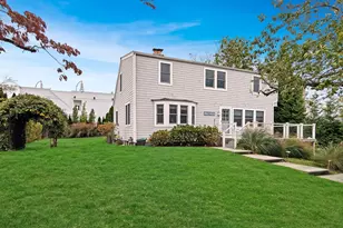 19 Sherwood Dr, Westport, CT 06880 - Photo 1