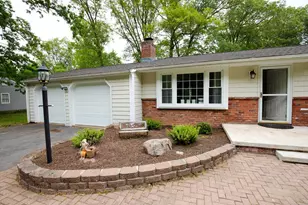 792 Cornwall Ave, Cheshire, CT 06410 - Photo 1