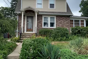 28 Galpin St, Naugatuck, CT 06770 - Photo 1