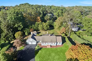 478 Hulls Hwy, Fairfield, CT 06890 - Photo 1