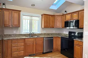 55 Stetson Pl, Danbury, CT 06811 - Photo 1
