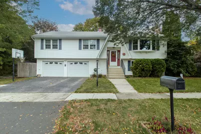 80 Sheffield Circle, Stratford, CT 06614 - Photo 1