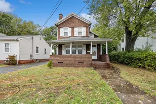 25 Richards St, West Haven, CT 06516 - Photo 1