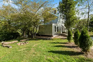 14 Vernon St, East Haven, CT 06512 - Photo 1