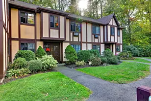 210 Foxwood Ln, Milford, CT 06461 - Photo 1