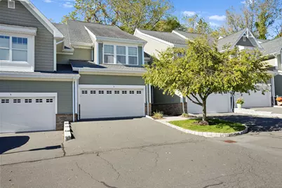 6 Bristol Terrace #6, Danbury, CT 06810 - Photo 1