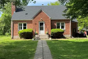 580 W Wolcott Ave, Windsor, CT 06095 - Photo 1